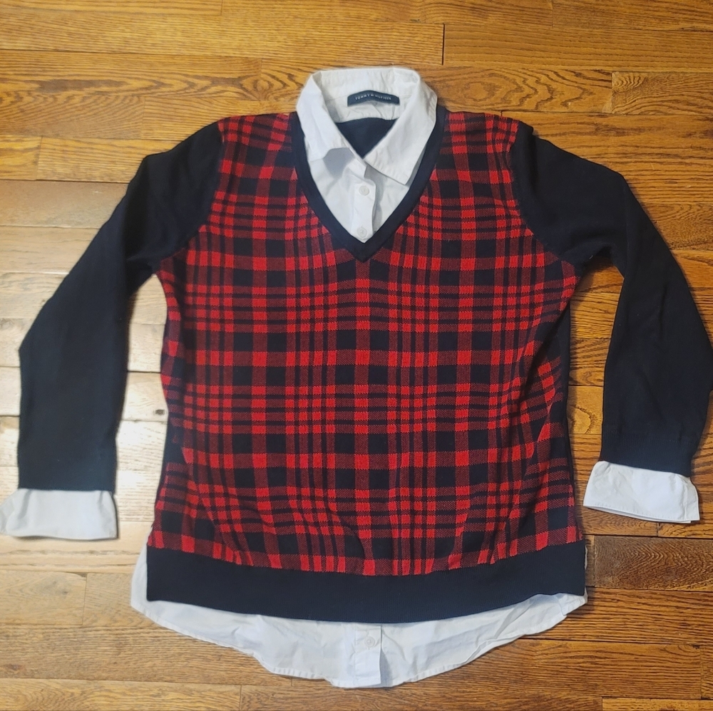 Tommy Hilfiger layer look sweater. Cotton